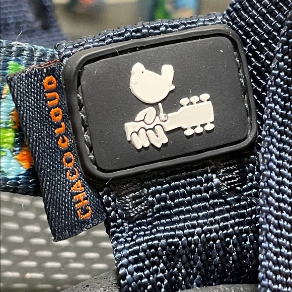 Men’s Chaco Summer of 69 Z/Cloud 2 Sandal Woodstock Peace & Love Print Size 11 - Picture 9 of 16